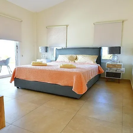 Villa Amelia Coral Bay